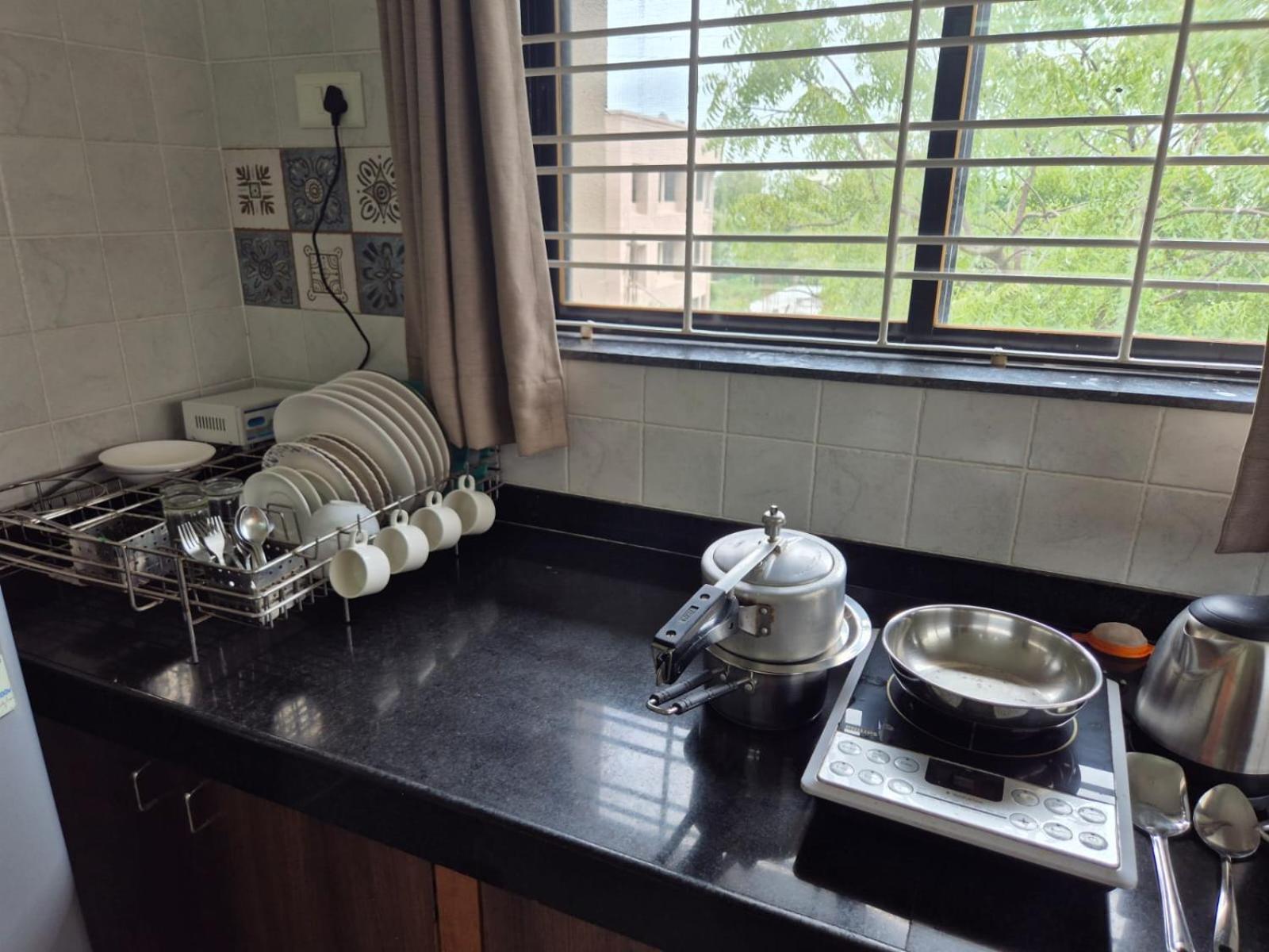 Saburi Apartments Shirdi Extérieur photo